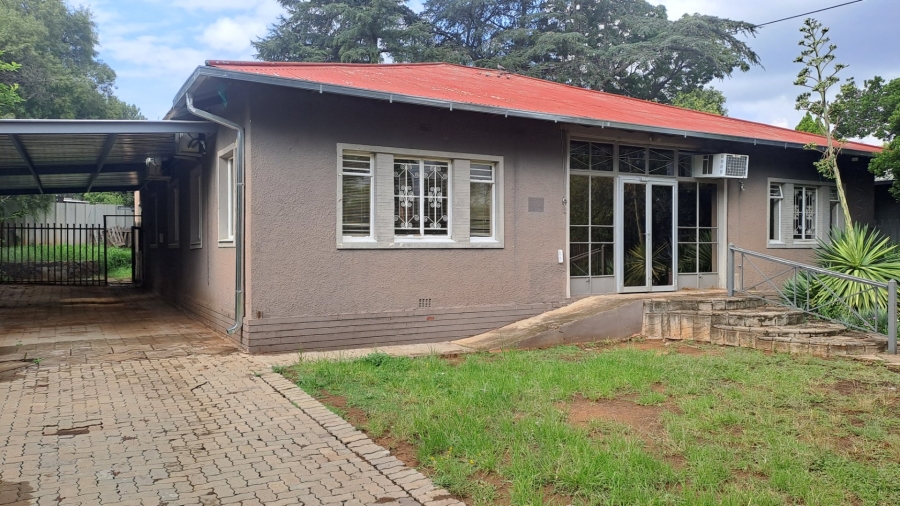 5 Bedroom Property for Sale in Westdene Free State